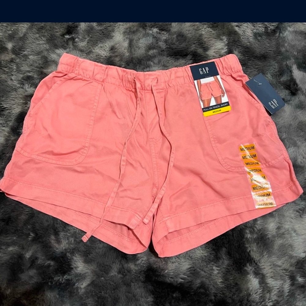 GAP Women's Pink Casual Shorts